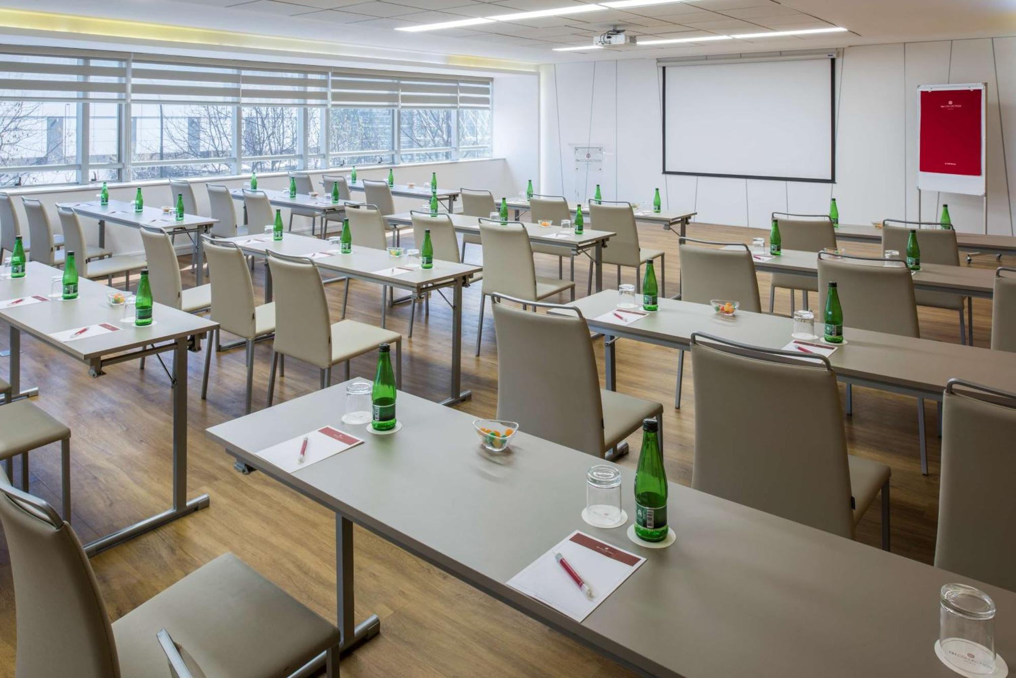 Nh Collection Plaza Santiago Hotel Екстериор снимка Meeting room